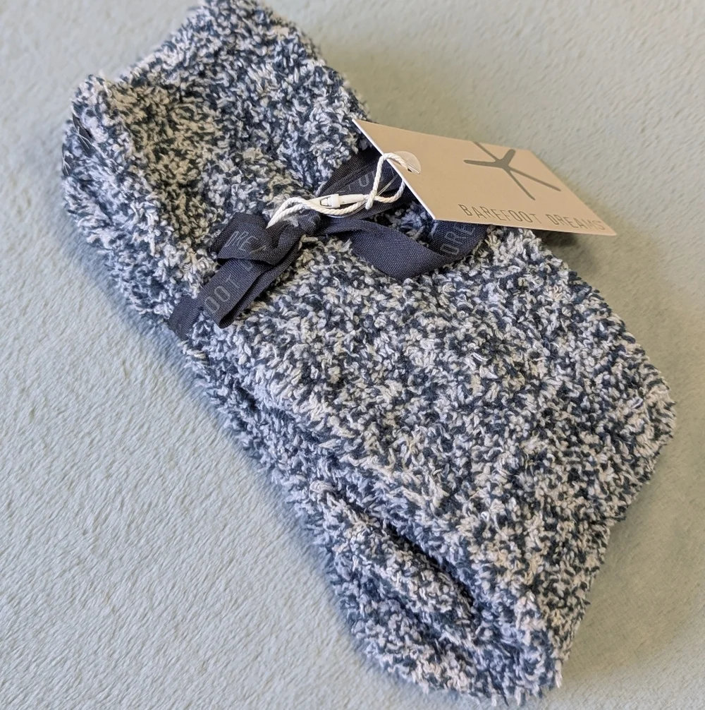 NEW Barefoot Dreams CozyChic Heathered Socks - Picture 1 of 4